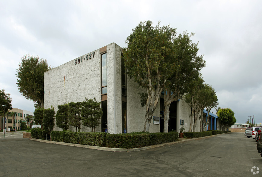 Primary Photo Of 501-527 Superior Ave, Newport Beach Light Manufacturing For Lease