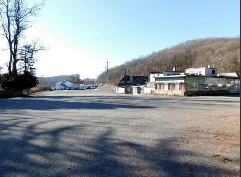 More Photos Of 974 Route 17, Southfields Restaurant For Sale