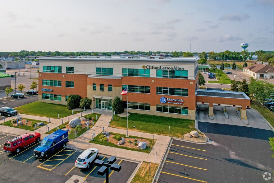 More Photos Of 818 2nd St S, Waite Park Medical For Lease