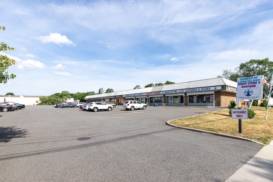 More Photos Of 350 E Main St, Patchogue Freestanding For Sale