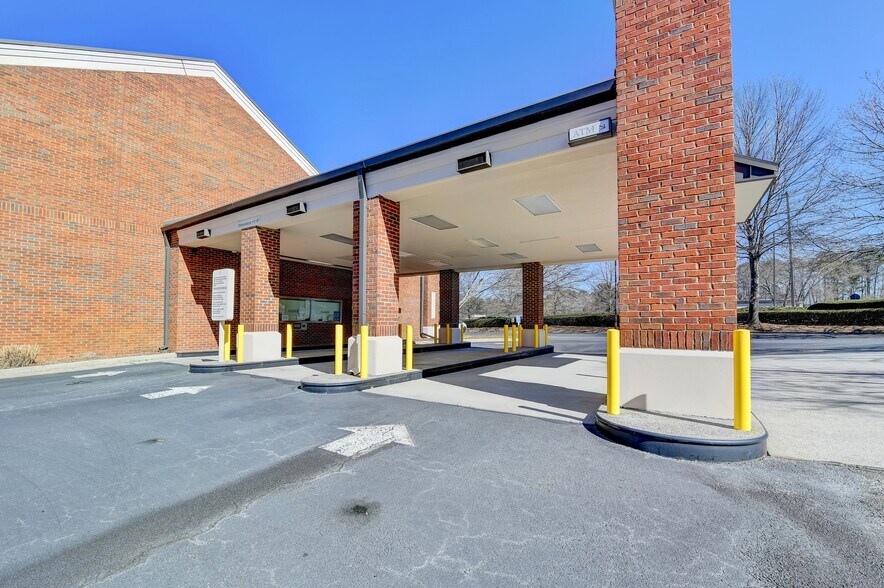 More Photos Of 10500 Old Alabama Connector Rd, Alpharetta Bank For Sale