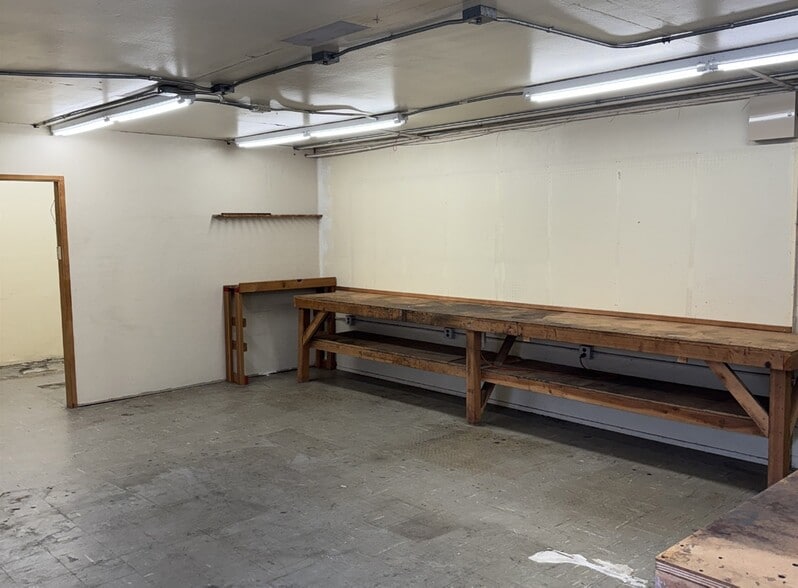 More Photos Of 83 21st Ave, San Mateo General Retail For Sale