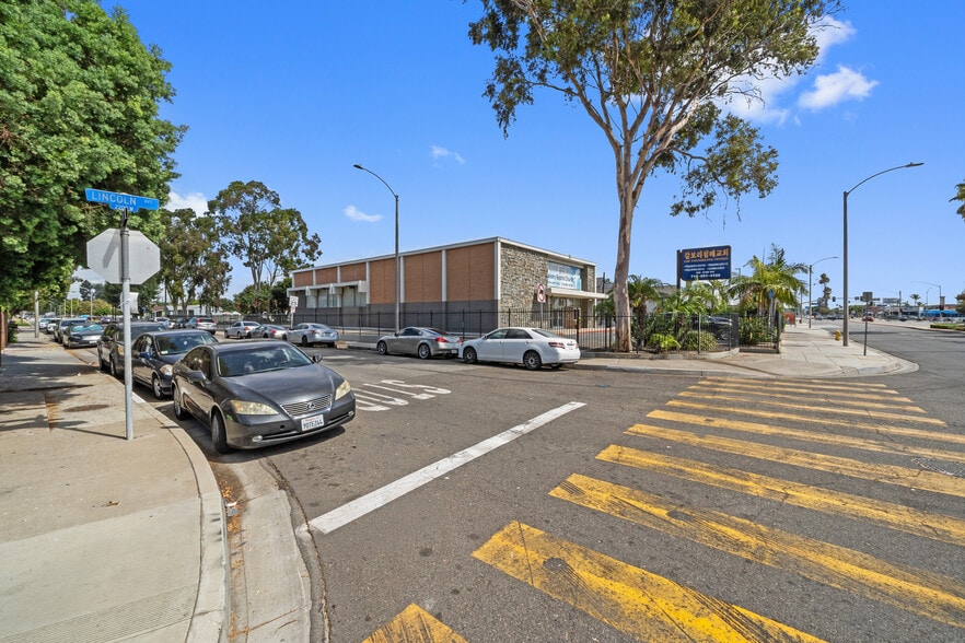 More Photos Of 2231 W Lincoln Ave, Anaheim Freestanding For Sale