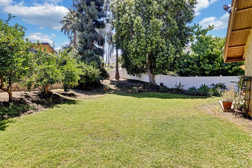 More Photos Of 175 S Woodlawn Dr, Orange Multifamily For Sale