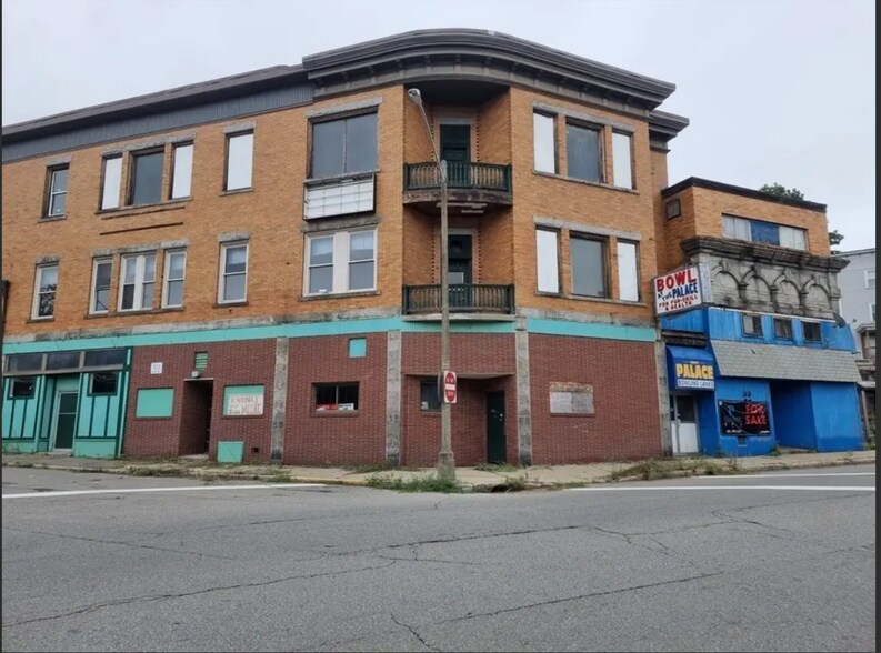 Primary Photo Of 78 Daniels St, Fitchburg Bowling Alley For Sale