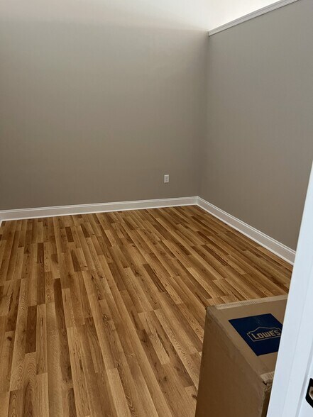 More Photos Of 610 E Fearing St, Elizabeth City General Retail For Lease