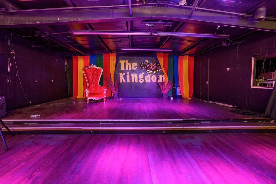 More Photos Of 707 Wilmer Ave, Anniston Office For Sale