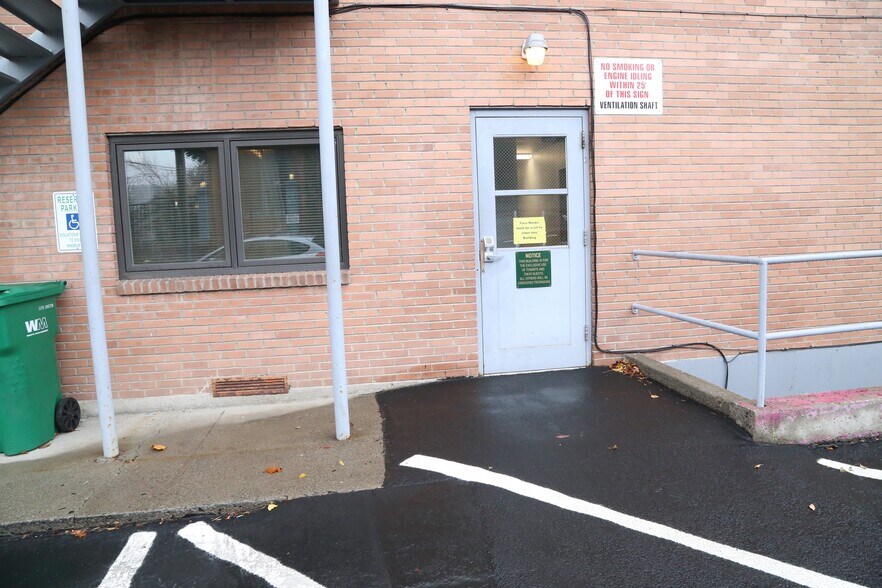 More Photos Of 505 S Arlington Ave, Reno Office For Lease