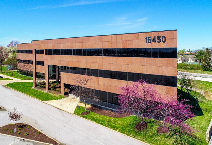 Primary Photo Of 15450 S Outer Forty, Chesterfield Office For Sale