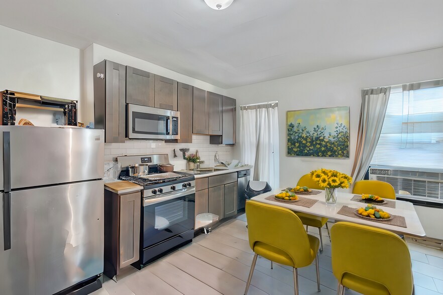 More Photos Of 397 Communipaw Ave, Jersey City Apartments For Sale