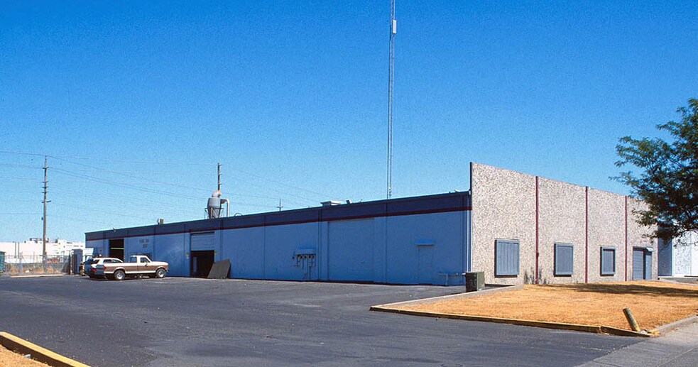 More Photos Of 6155 27th St, Sacramento Warehouse For Lease