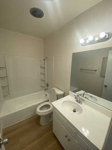 More Photos Of 3617 W 60th, Los Angeles Apartments For Sale