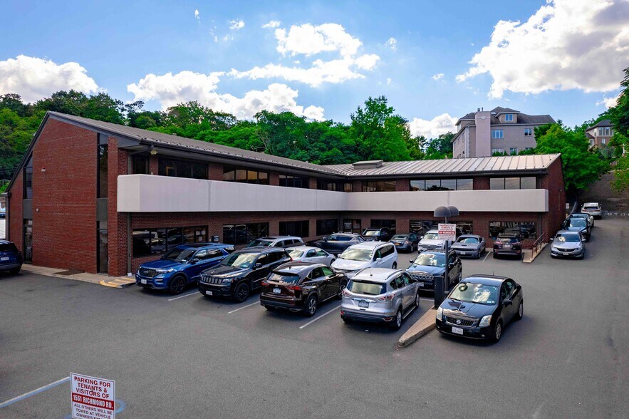 Primary Photo Of 1551 Richmond Rd, Staten Island Office For Sale