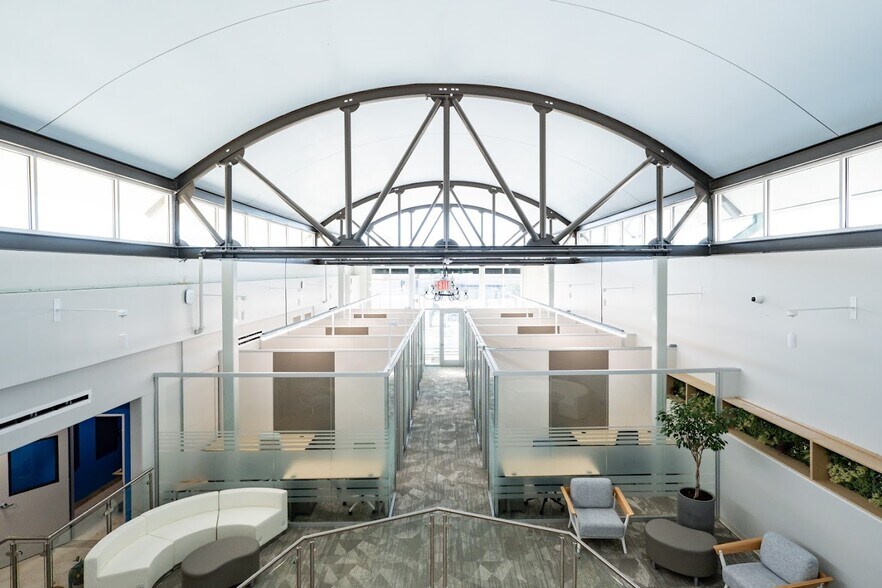 Primary Photo Of 12121 Westheimer Rd, Houston Coworking Space