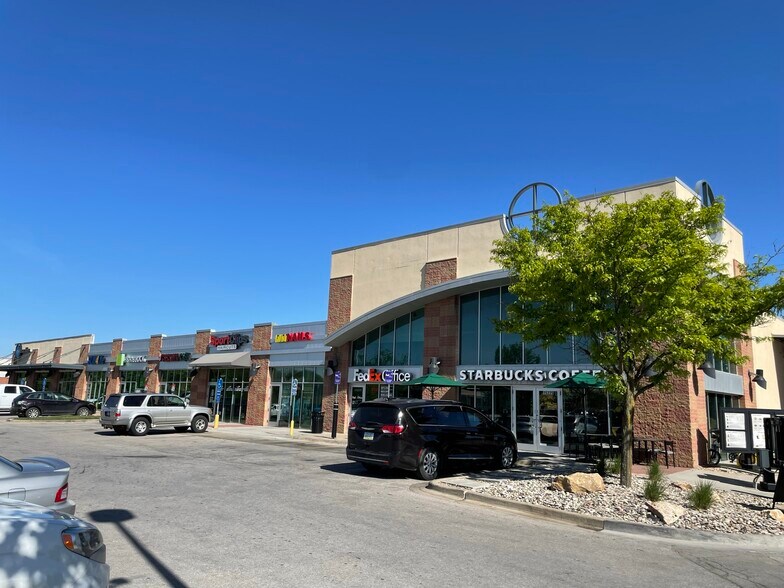 More Photos Of 15225-15257 W 135th St, Olathe General Retail For Sale