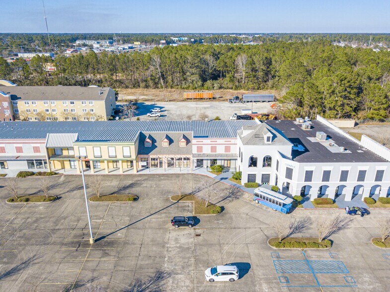 More Photos Of 1000 Caruso Blvd, Slidell Storefront For Lease