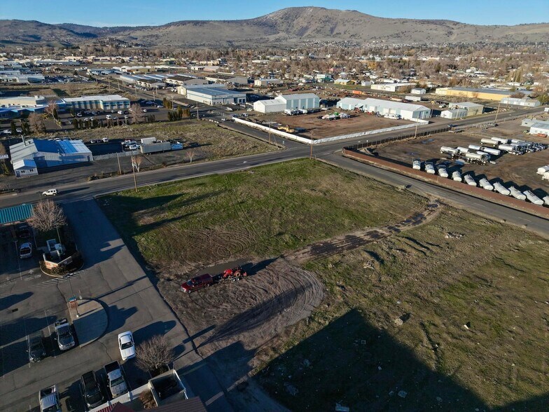 More Photos Of 0 Broadmore St, Klamath Falls Land For Sale