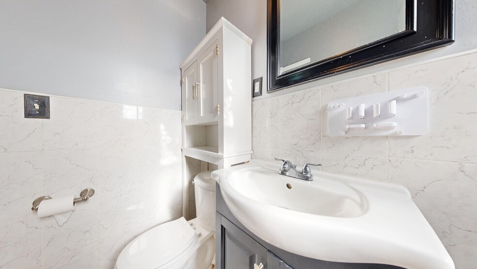 More Photos Of 6424 Madison St, Ridgewood Apartments For Sale