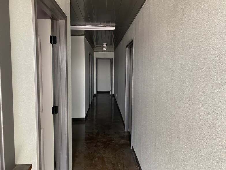 More Photos Of 4700 S County Road 1310, Odessa Warehouse For Lease