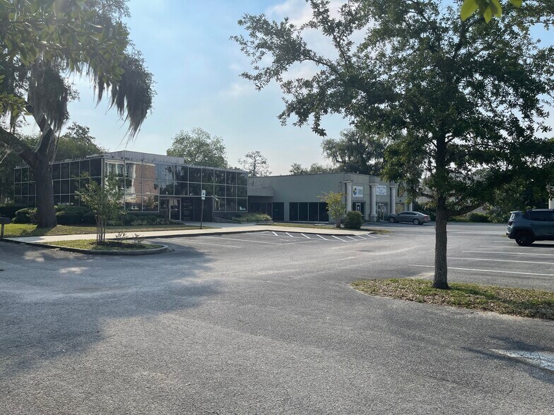 More Photos Of 820 N Orange Ave, Green Cove Springs Storefront Retail Office For Sale