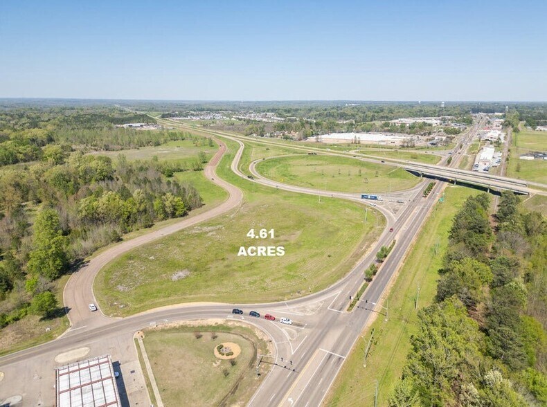 More Photos Of 4.61 acres at NW quadrant of Hwy 12 and Hwy 25, Starkville Land For Sale