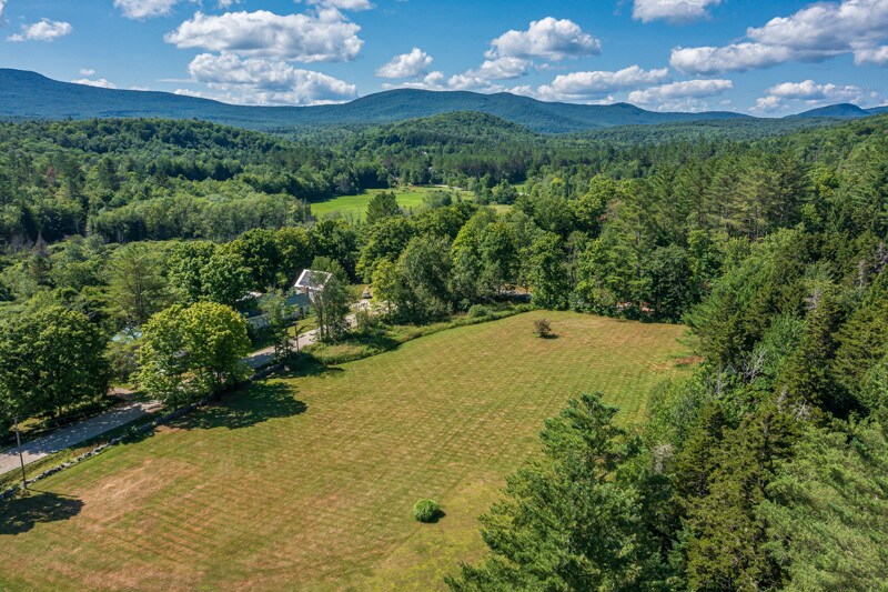 More Photos Of 132 Landgrove Rd, Landgrove Hotel For Sale