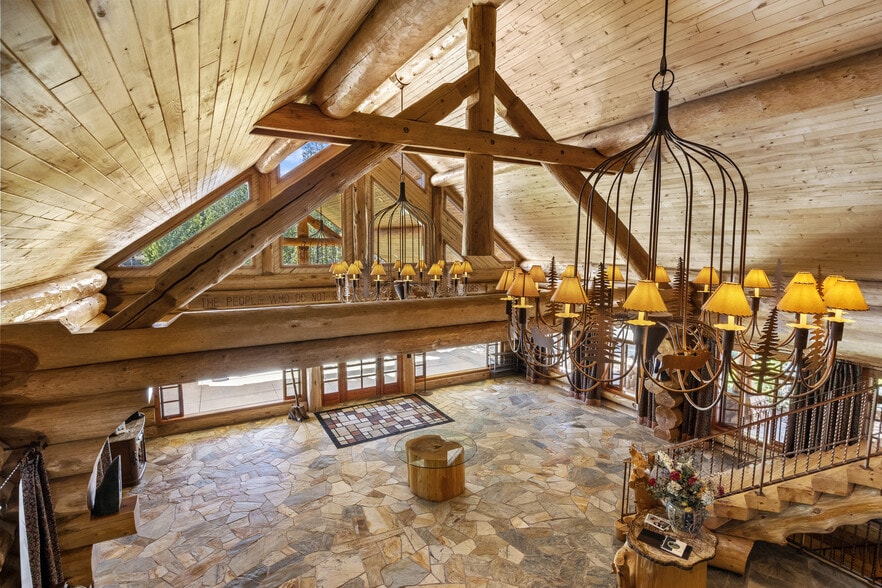 More Photos Of 1613 Black Canyon Rd, Heber Lodge Meeting Hall For Sale