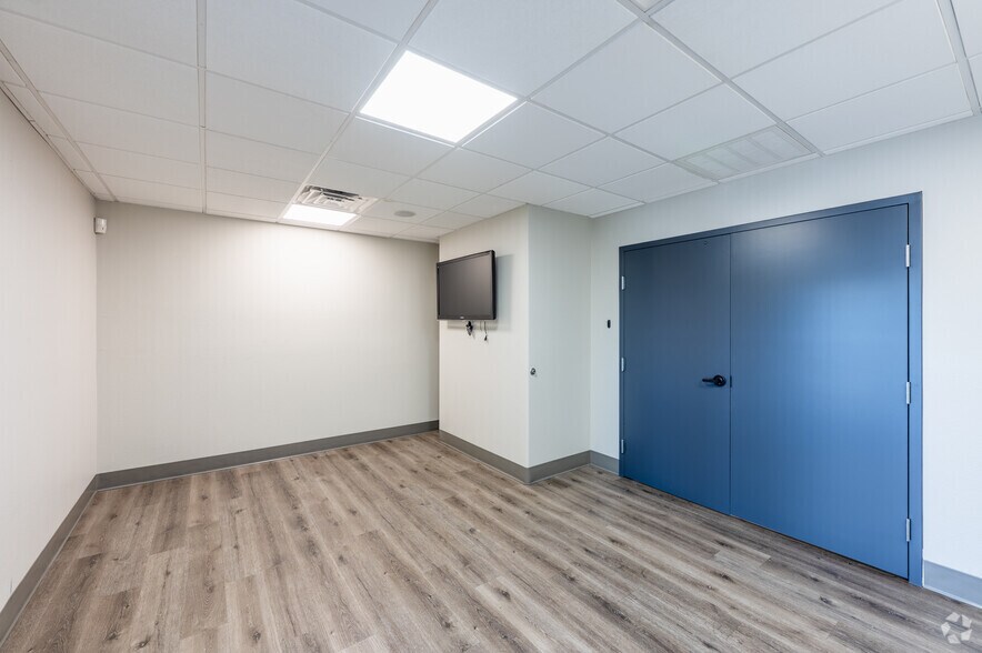 More Photos Of 930 S 4th St, Las Vegas Office For Lease