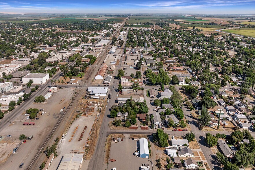 More Photos Of 128 S Colusa St, Willows Specialty For Lease