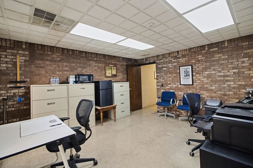 More Photos Of 1200 Holden Ave, Milford Warehouse For Sale