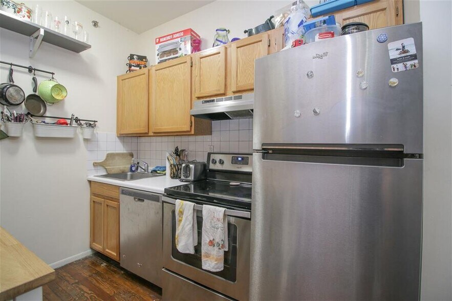 More Photos Of 308 Madison St, Hoboken Apartments For Sale