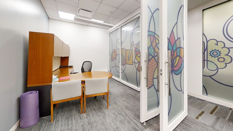 More Photos Of 1333 60th St, Brooklyn Office For Lease