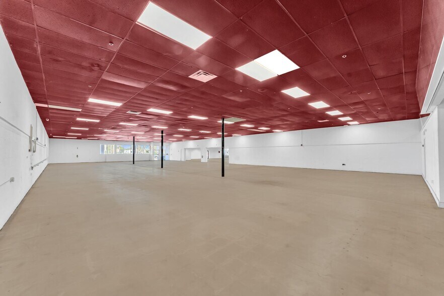 More Photos Of 7121-7177 S US Highway 1, Port Saint Lucie General Retail For Lease