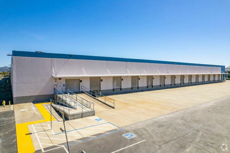 More Photos Of 211-213 W Cutting Blvd, Richmond Warehouse For Lease