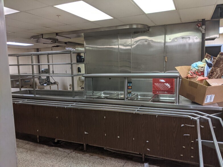 More Photos Of 184 Salem Ave, Dayton Office Residential For Lease