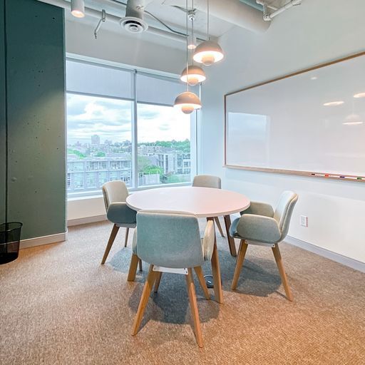 More Photos Of 525 8th Ave W, Vancouver Coworking Space
