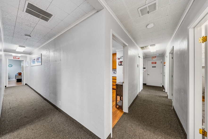 More Photos Of 21990 Highway 62, Shady Cove Healthcare For Sale