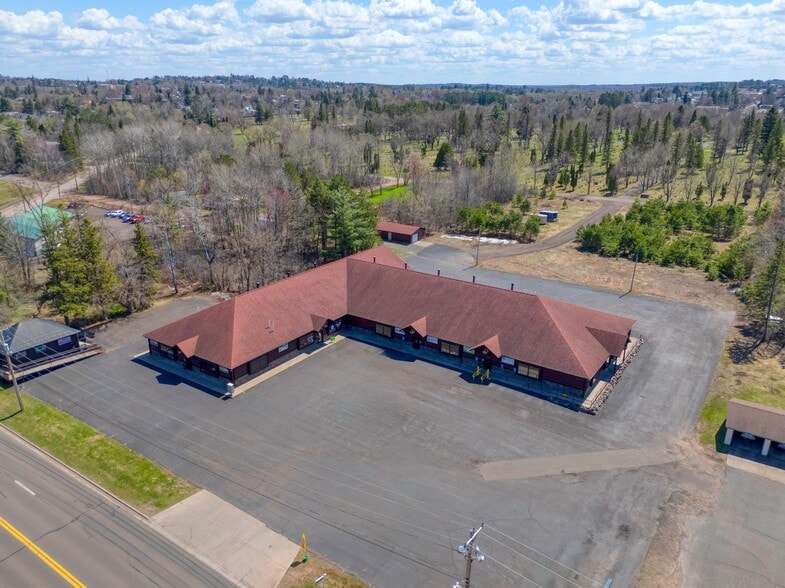 More Photos Of 629 W Cloverland Dr, Ironwood Storefront For Sale
