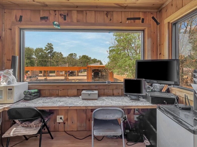More Photos Of 611 Tenaha St, Center Carwash For Sale