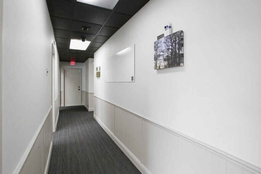 More Photos Of 825 W Prien Lake Rd, Lake Charles Medical For Sale