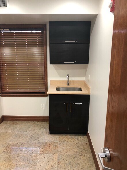 More Photos Of 8716 Avon St, Jamaica Apartments For Lease