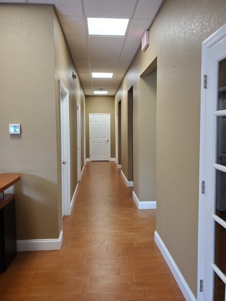 More Photos Of 2303 58th Ave E, Bradenton Light Manufacturing For Lease