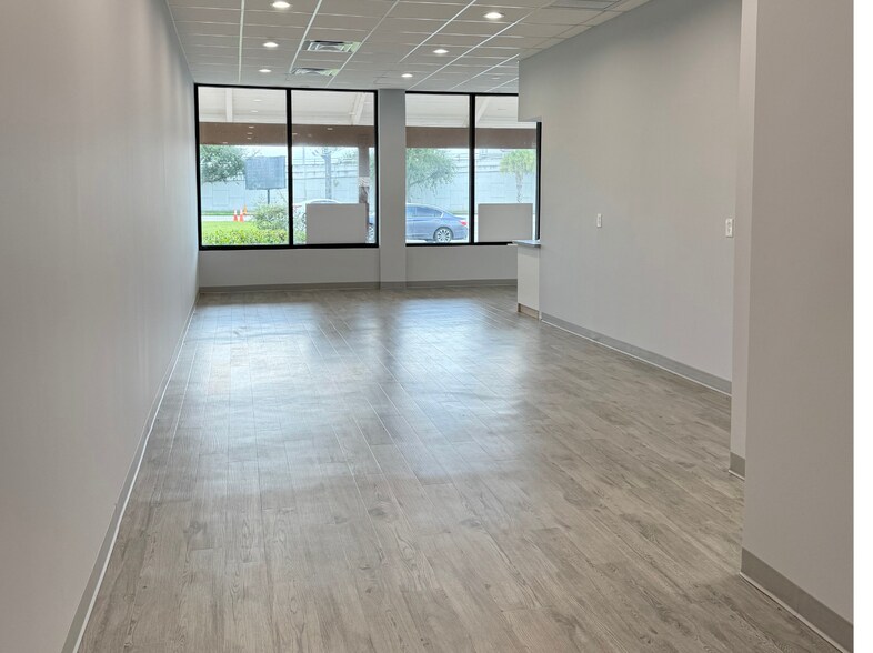 More Photos Of 4911-4935 Southern Blvd, West Palm Beach Storefront For Lease
