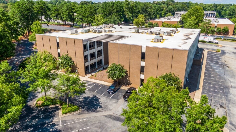 More Photos Of 1 Centerview Dr, Greensboro Unknown For Lease
