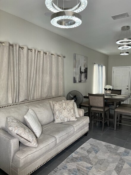 More Photos Of 3305 Frio Ave, McAllen Apartments For Sale