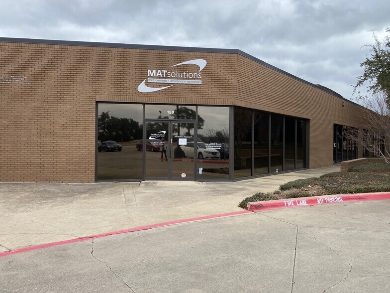 More Photos Of 1600 Corporate Ct, Irving Research And Development For Lease