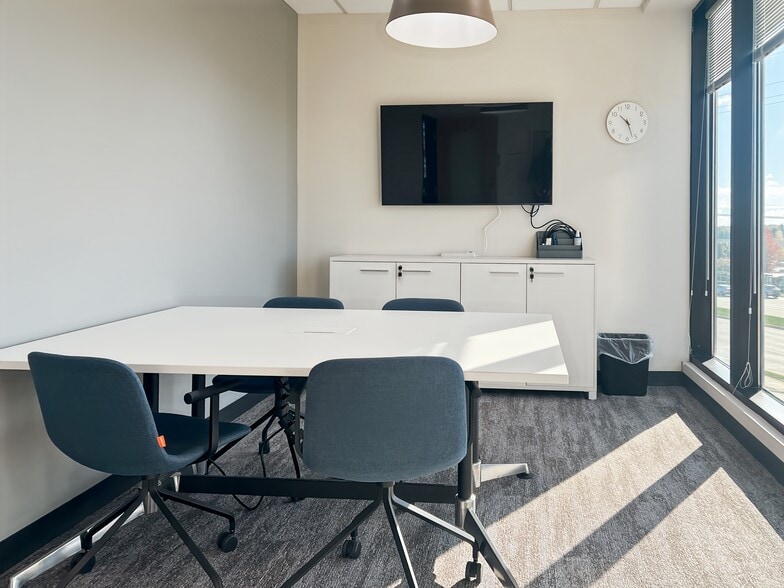 More Photos Of 200 S Andrews Ave, Fort Lauderdale Coworking Space