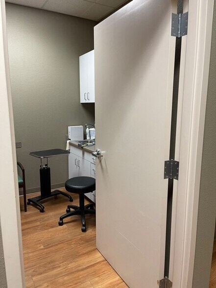 More Photos Of , Merced Office For Sale