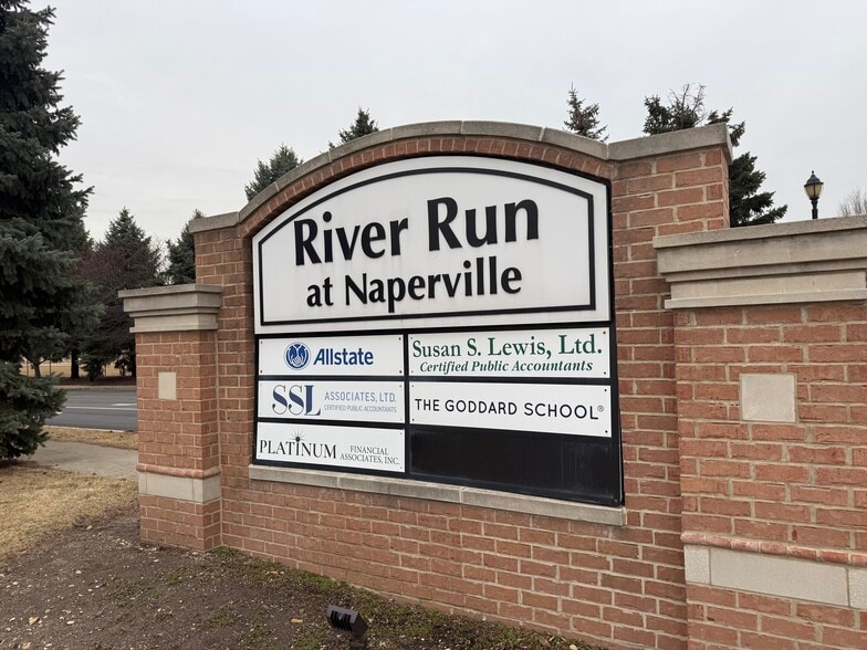 More Photos Of 1056 104th St, Naperville Land For Sale