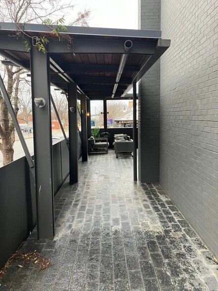More Photos Of 112 W Center St, Fayetteville Office For Sale
